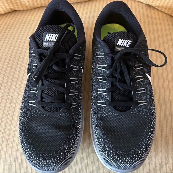 NEW Women’s Nike Free RN Distance Running Shoes Size 12 - Picture 1 of 9